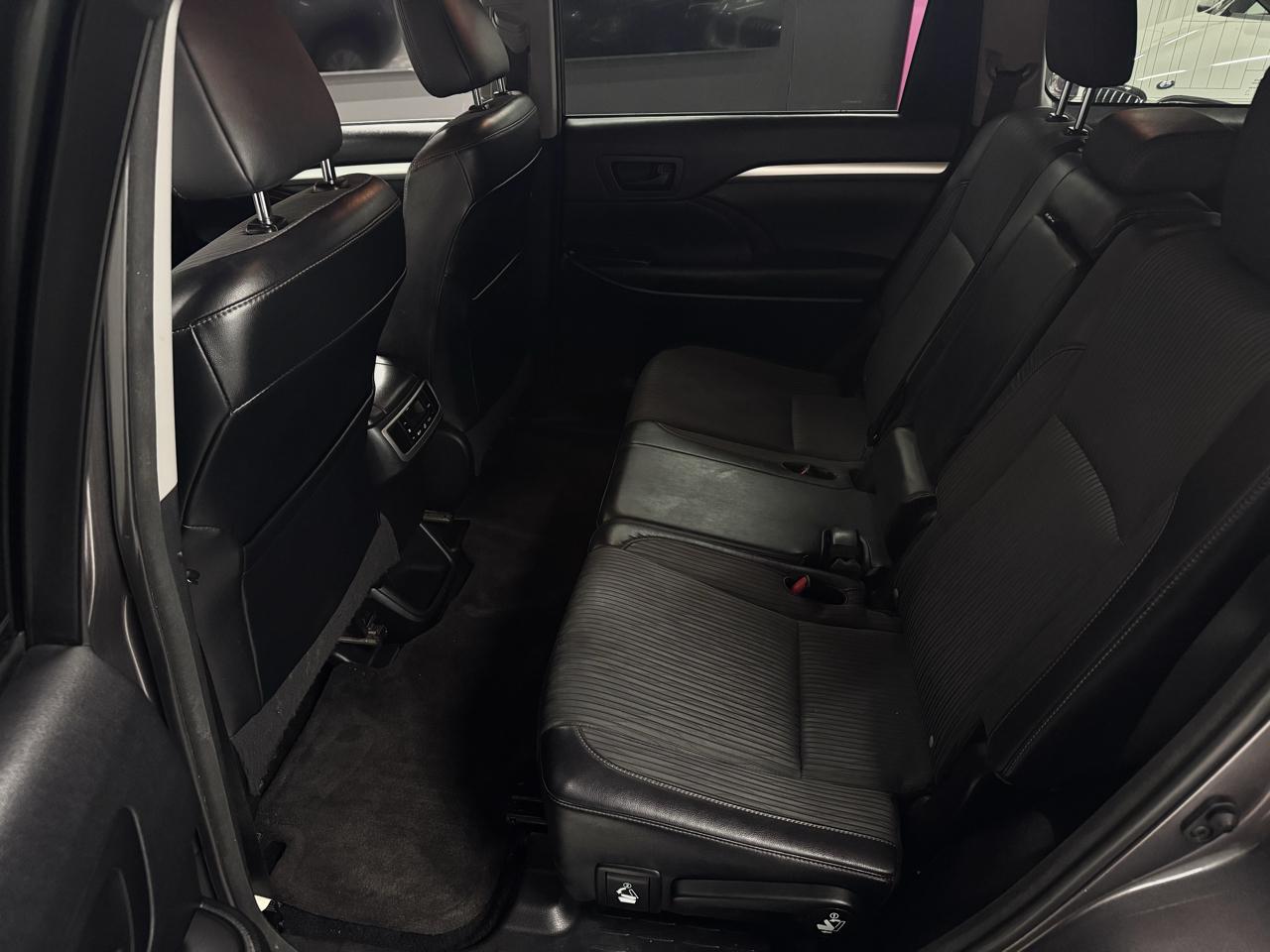 Toyota Highlander LE FWD V6 2014