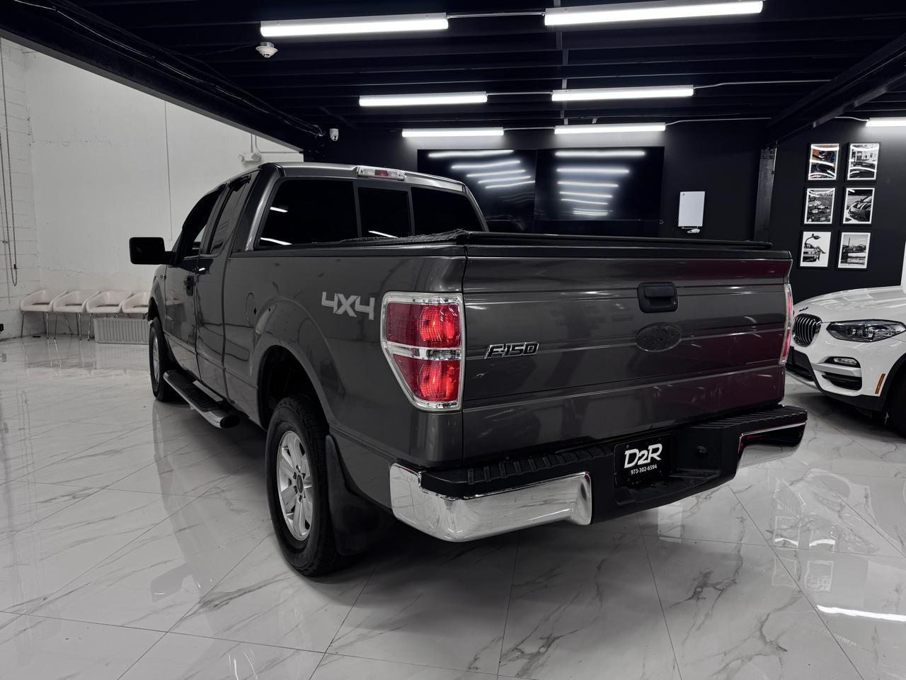 Ford F-150 XLT SuperCab 8-ft. Bed 4WD 2010