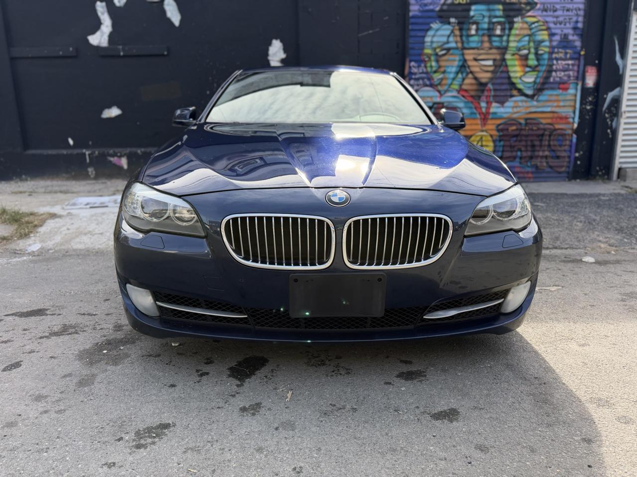 BMW 5-Series 528i xDrive 2013