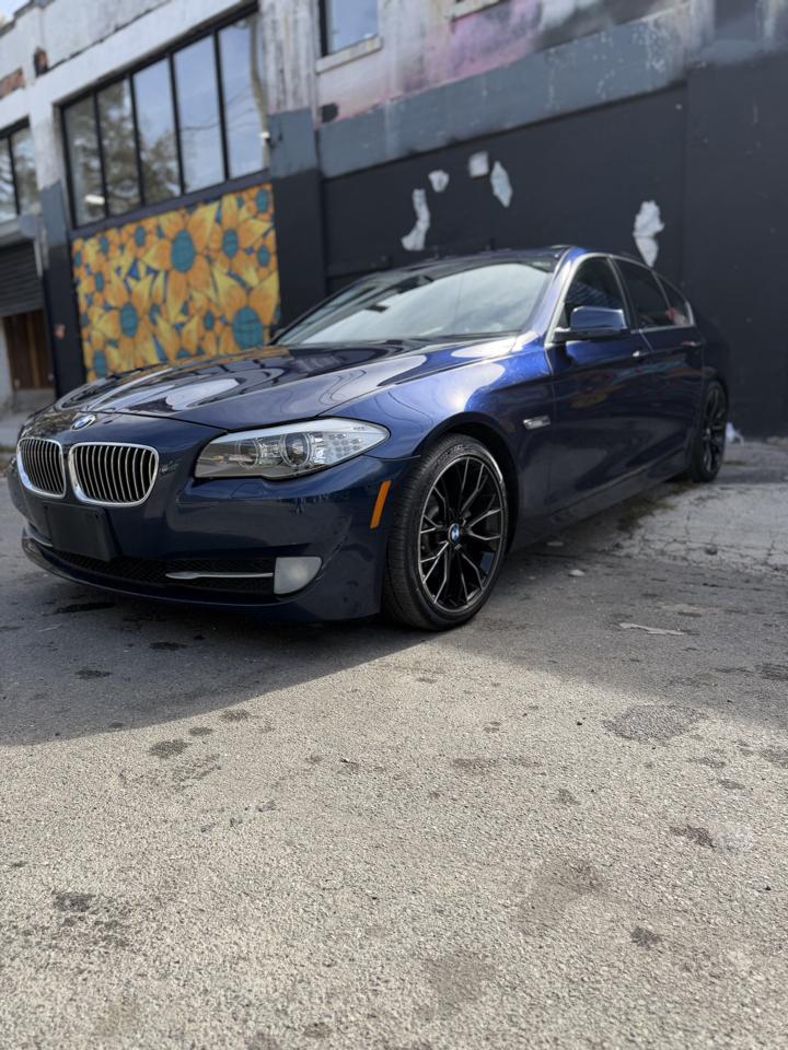 BMW 5-Series 528i xDrive 2013