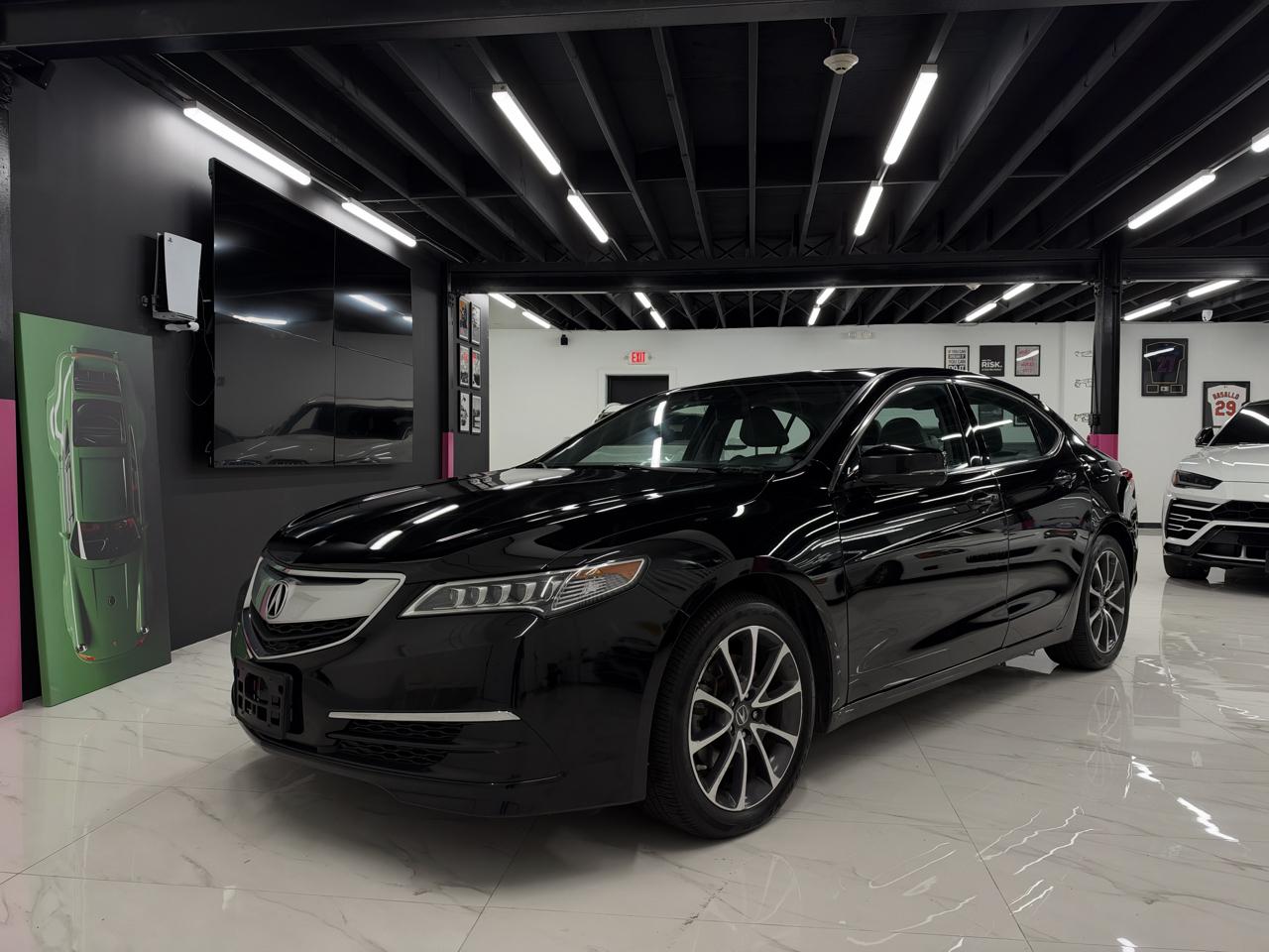 Acura TLX 9-Spd AT w/Technology Package 2015