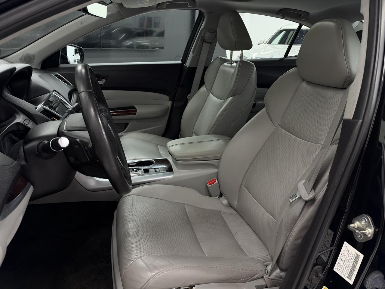 Acura TLX 9-Spd AT w/Technology Package 2015