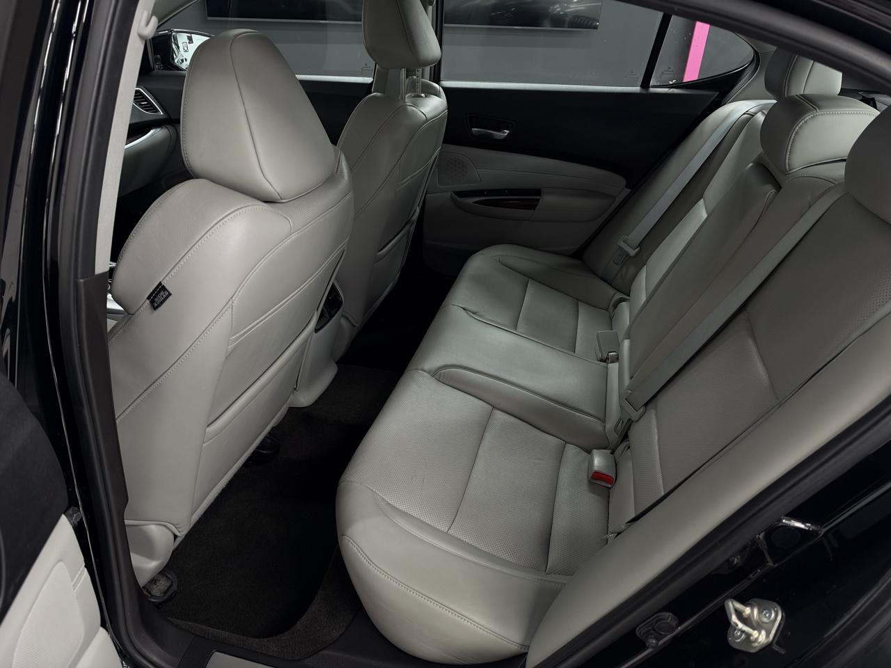 Acura TLX 9-Spd AT w/Technology Package 2015