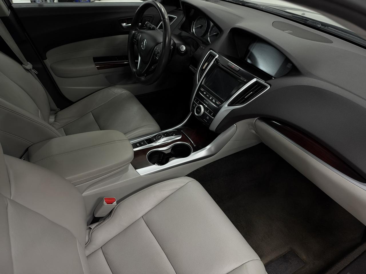 Acura TLX 9-Spd AT w/Technology Package 2015