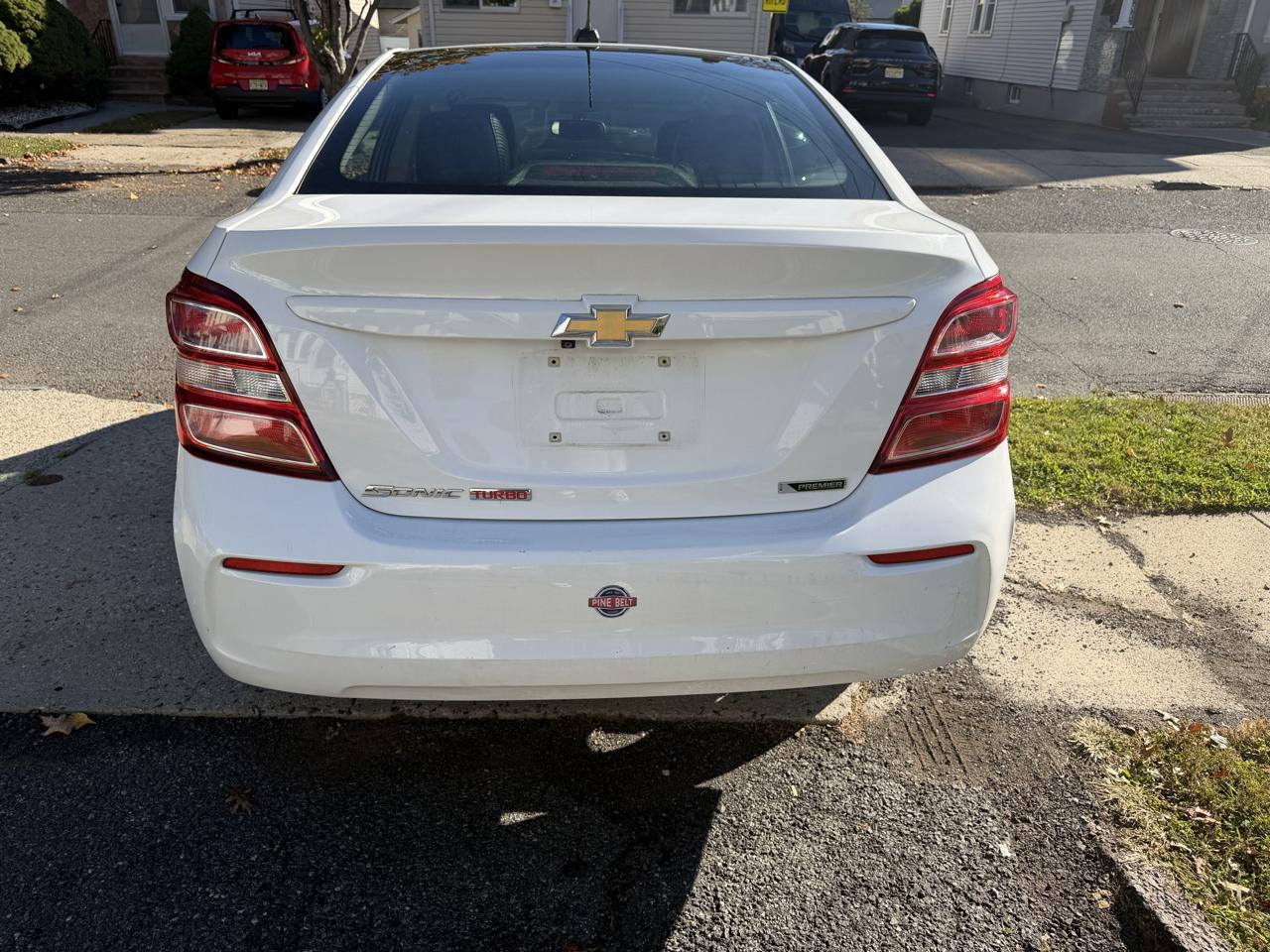 Chevrolet Sonic Premier Auto Sedan 2017