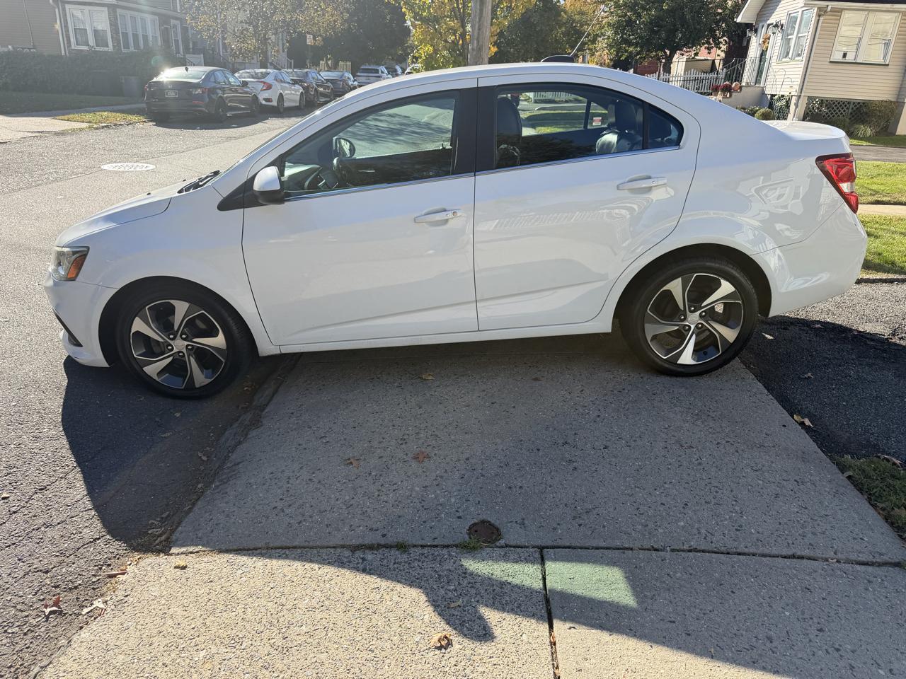Chevrolet Sonic Premier Auto Sedan 2017