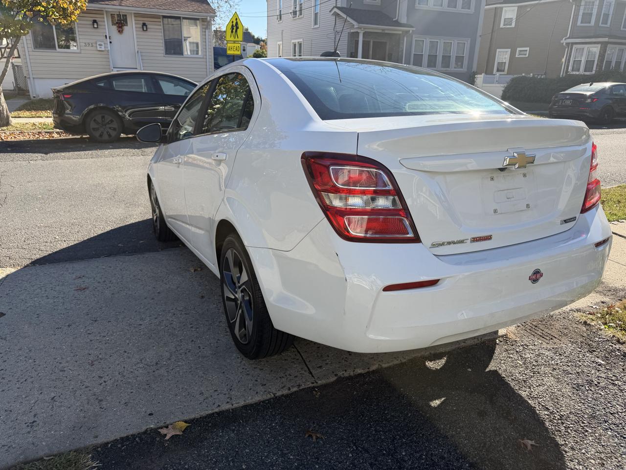 Chevrolet Sonic Premier Auto Sedan 2017