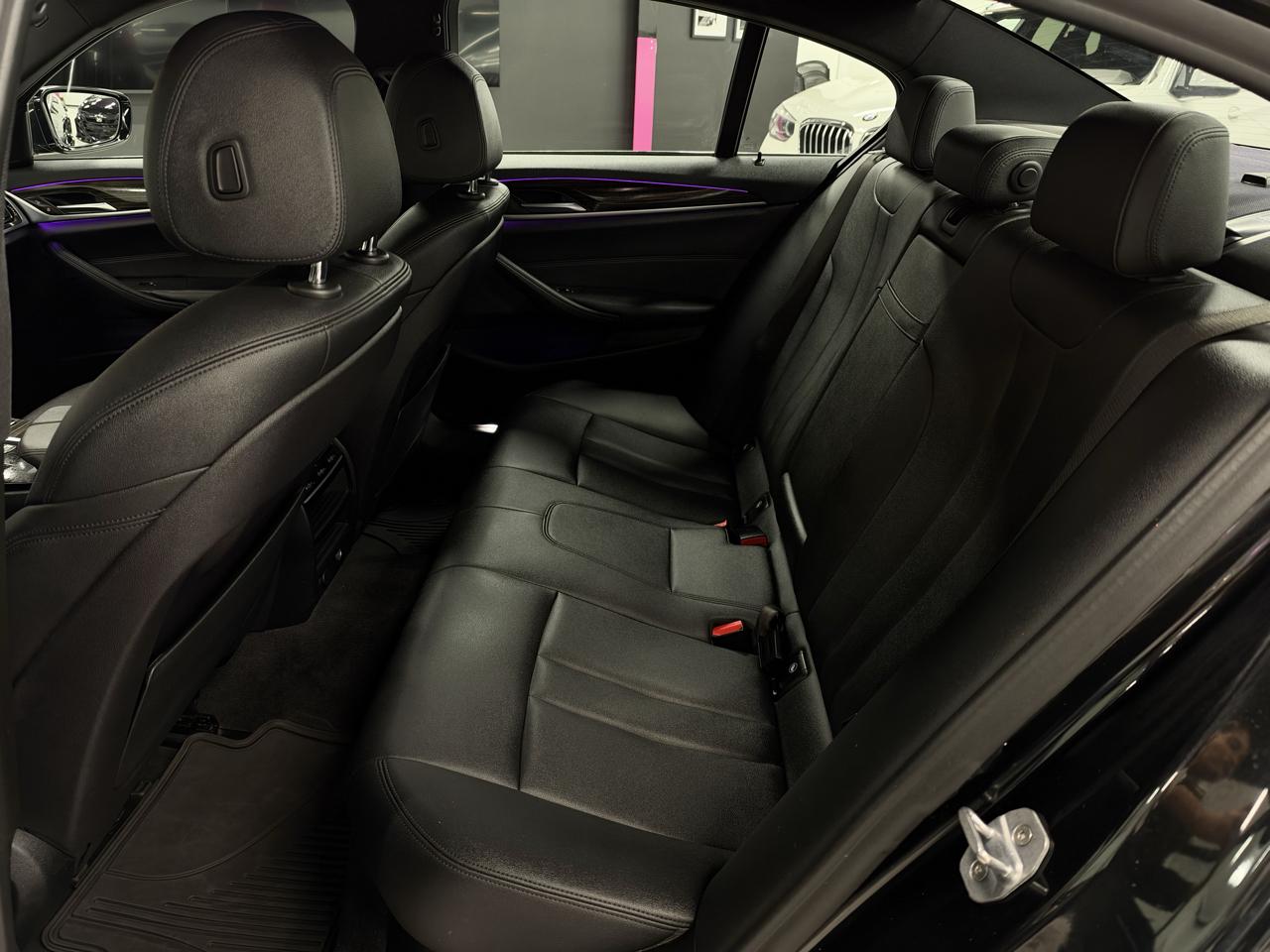 BMW 5-Series 530i xDrive 2019