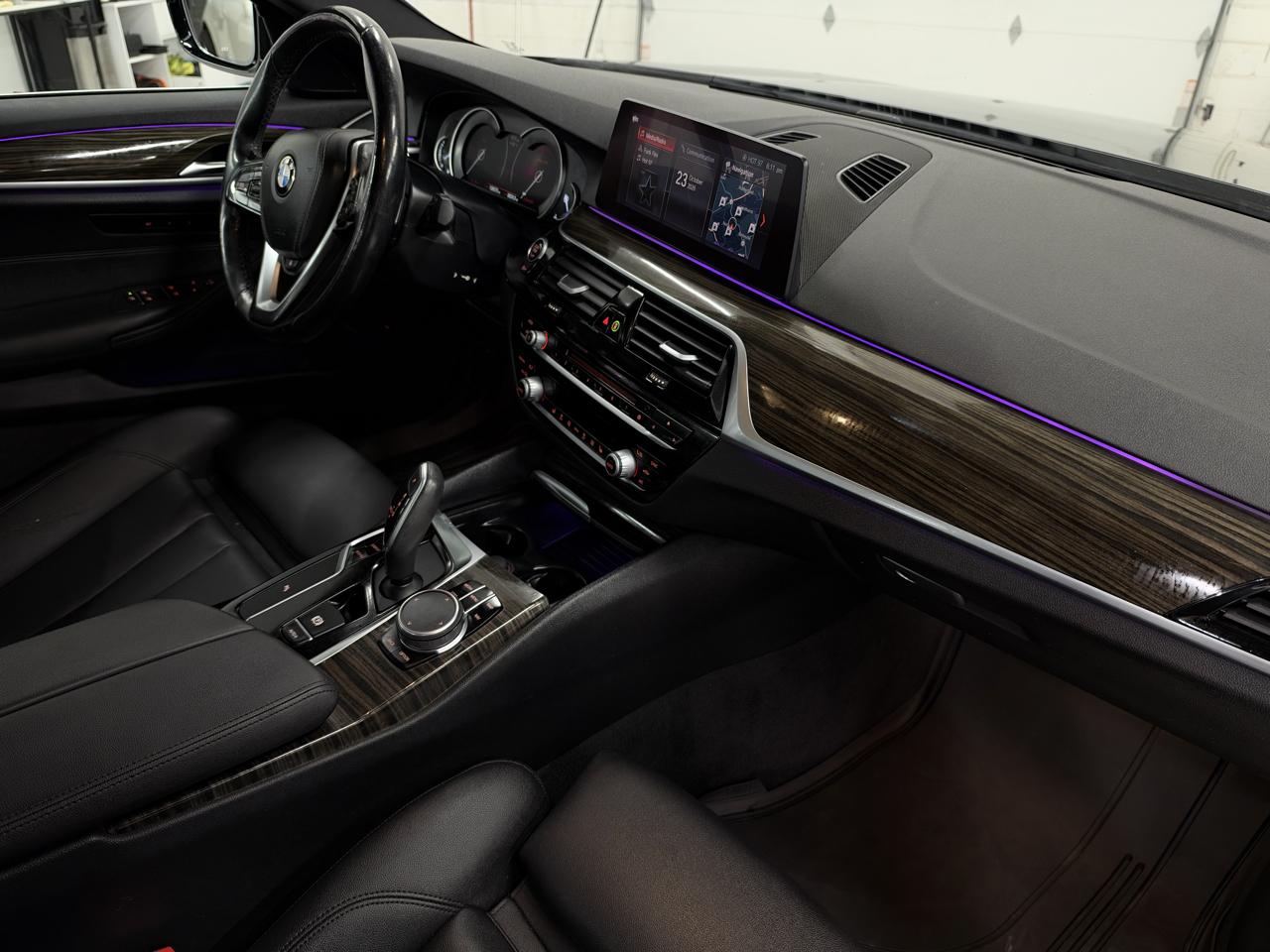 BMW 5-Series 530i xDrive 2019