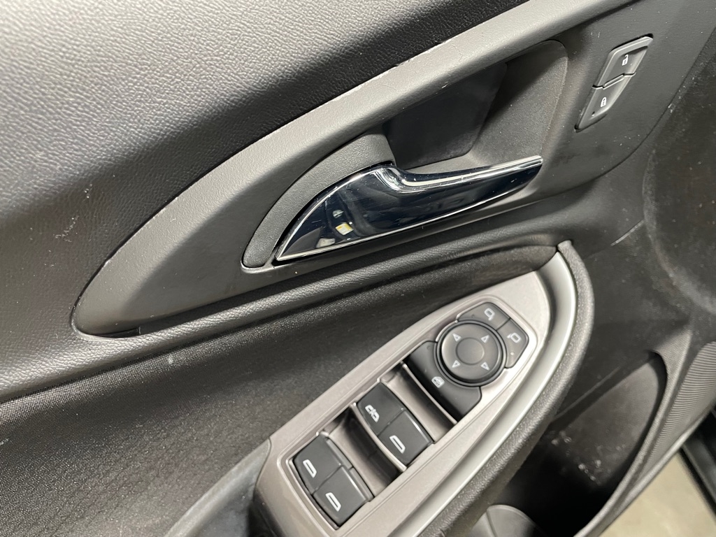 2023 Chevrolet Malibu 1LT photo 12