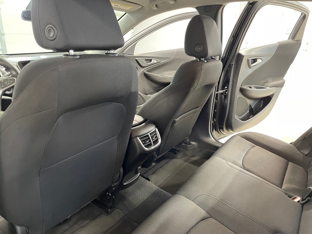 2023 Chevrolet Malibu 1LT photo 14
