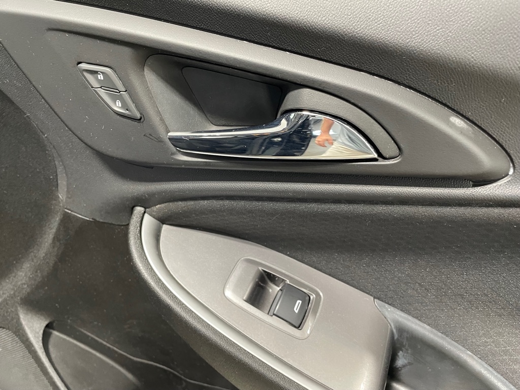 2023 Chevrolet Malibu 1LT photo 26