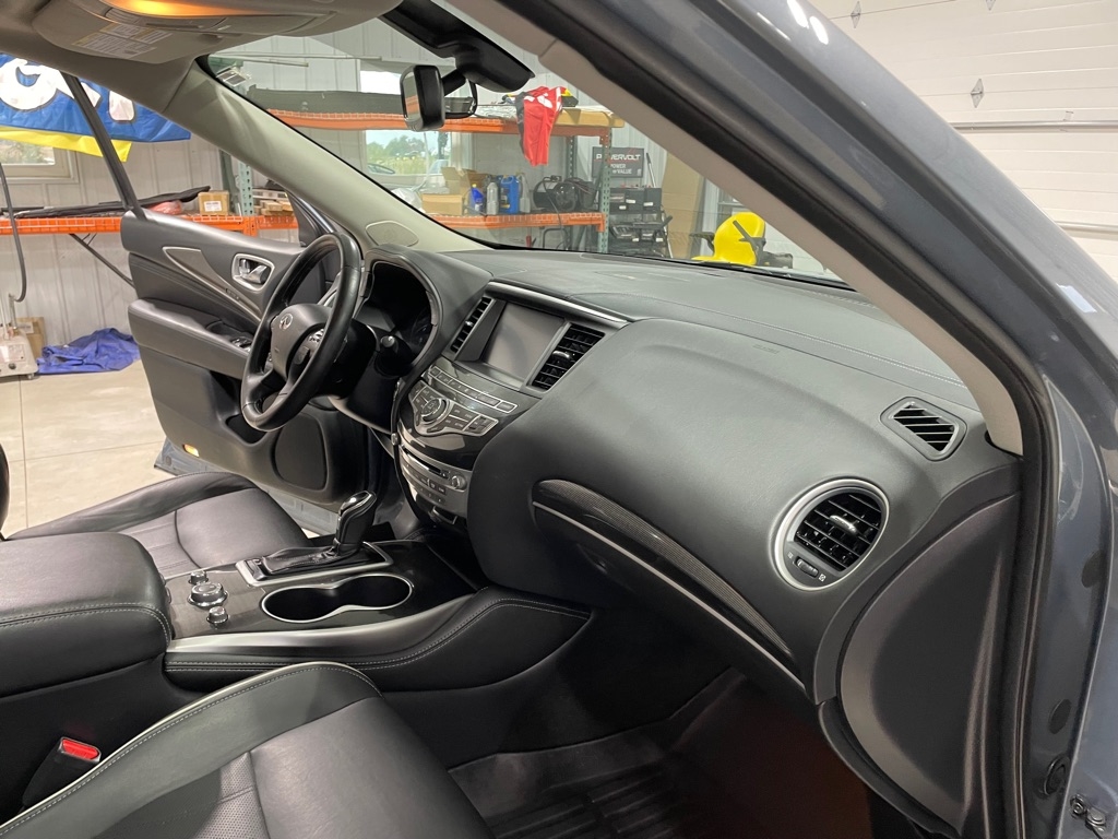 2018 Infiniti QX60 Base photo 23