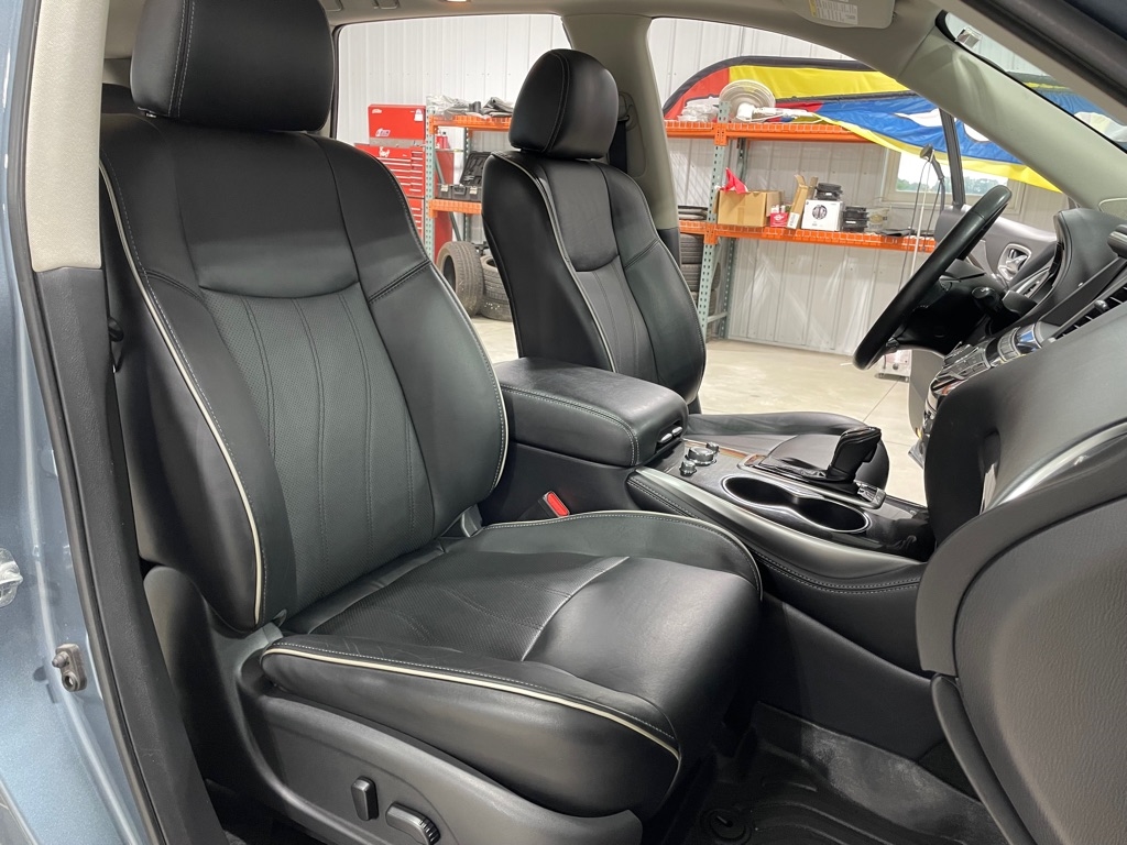 2018 Infiniti QX60 Base photo 24