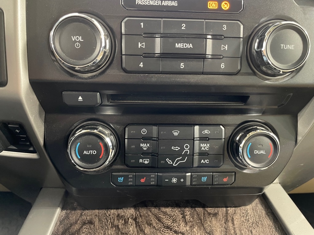 Ford F-250 SD  2017 Ford F-250 SD  2017