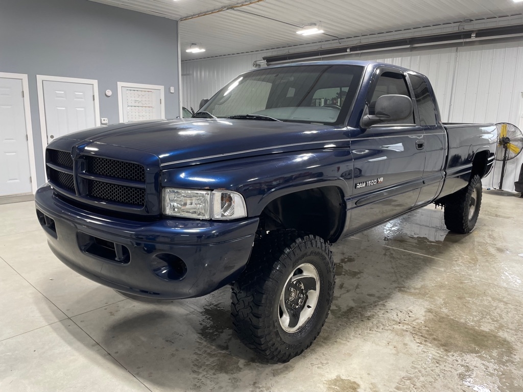 2000 Dodge Ram SLT photo 3