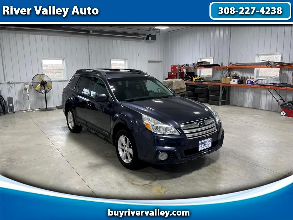 2013 Subaru Outback Limited's photo