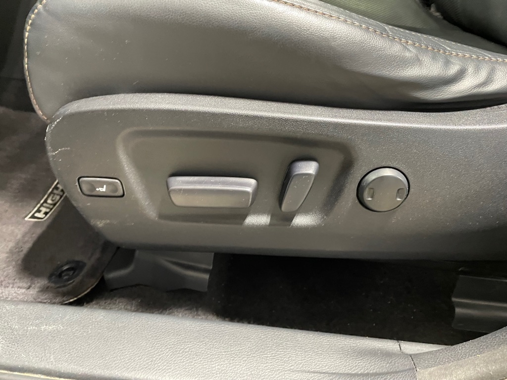 Toyota Highlander Hybrid  2016