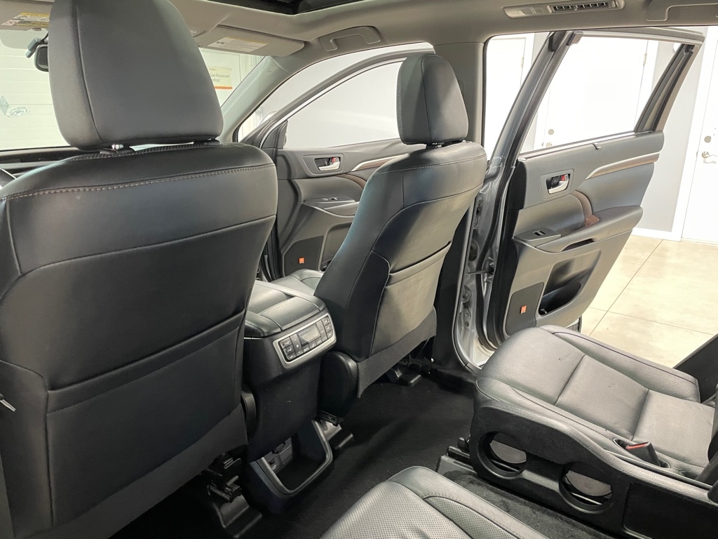 Toyota Highlander Hybrid  2016