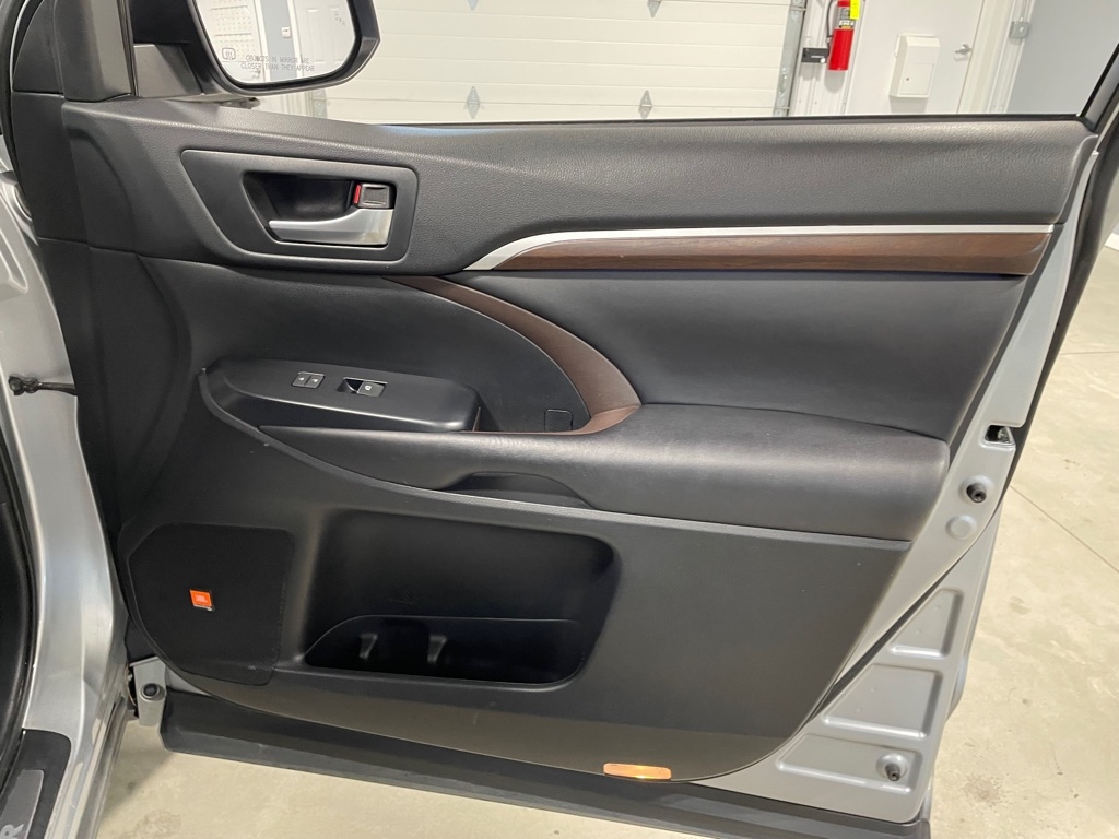 Toyota Highlander Hybrid  2016