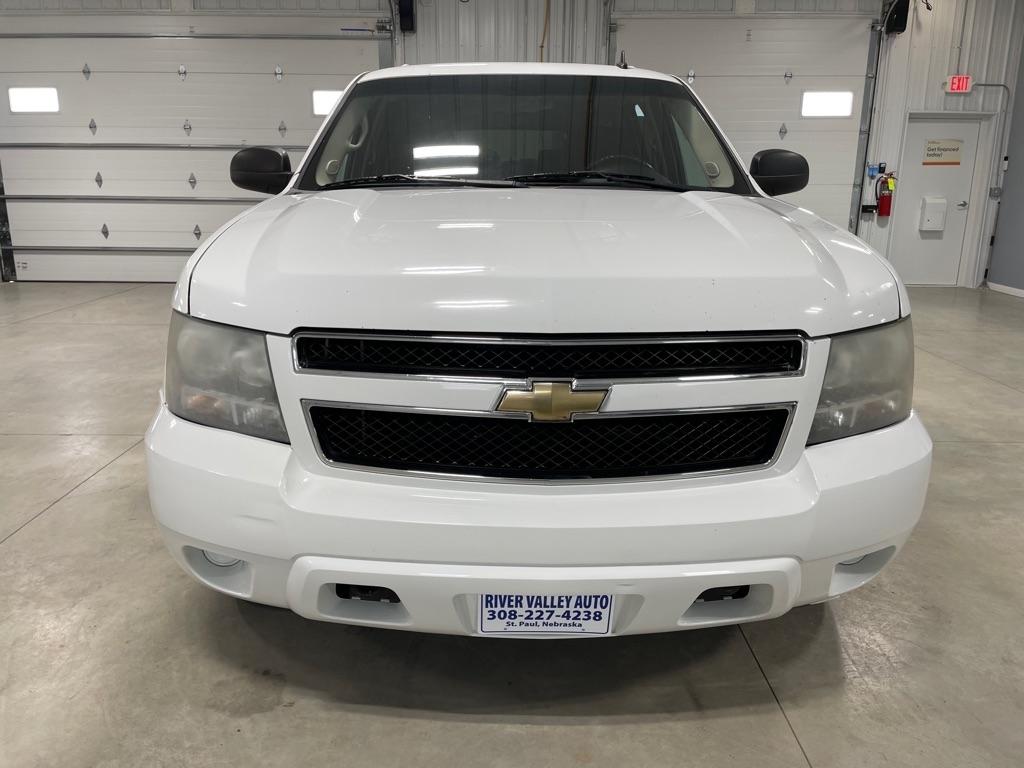 Chevrolet Suburban  2010