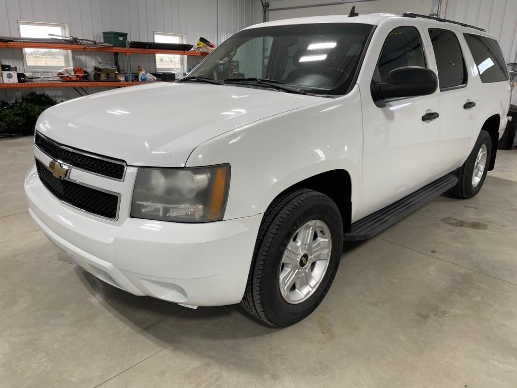 Chevrolet Suburban  2010