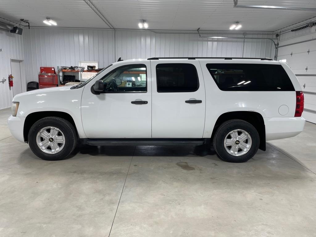 Chevrolet Suburban  2010