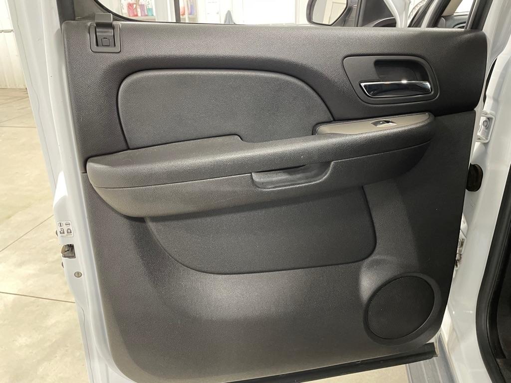 Chevrolet Suburban  2010