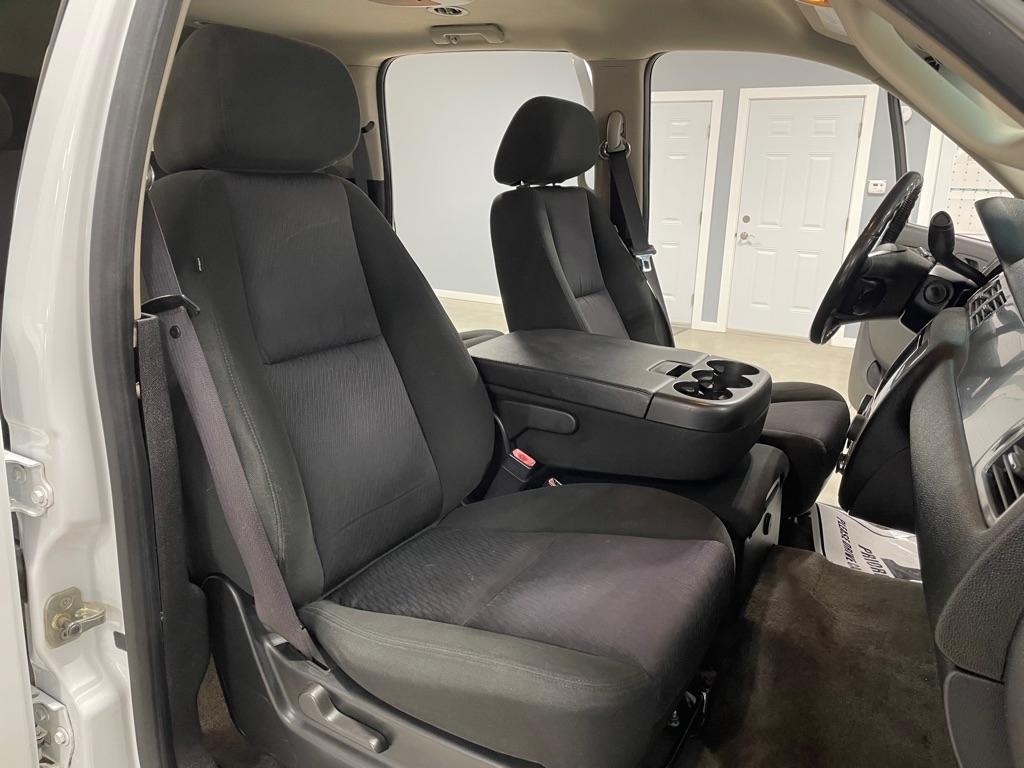 Chevrolet Suburban  2010