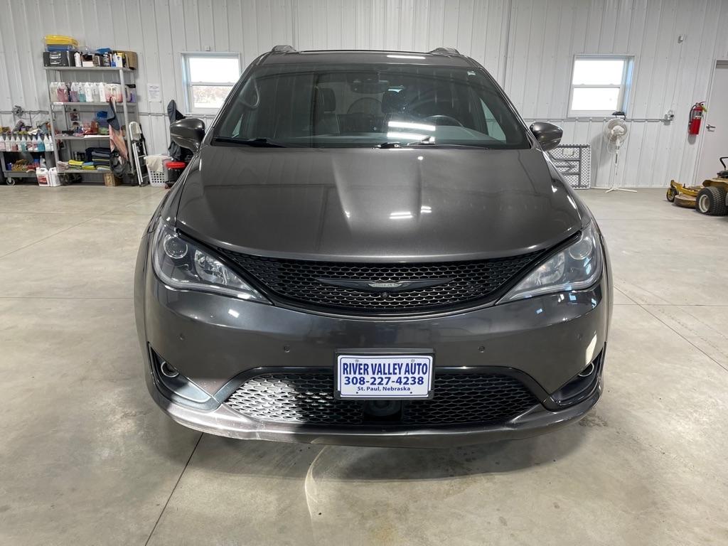 Chrysler Pacifica  2019