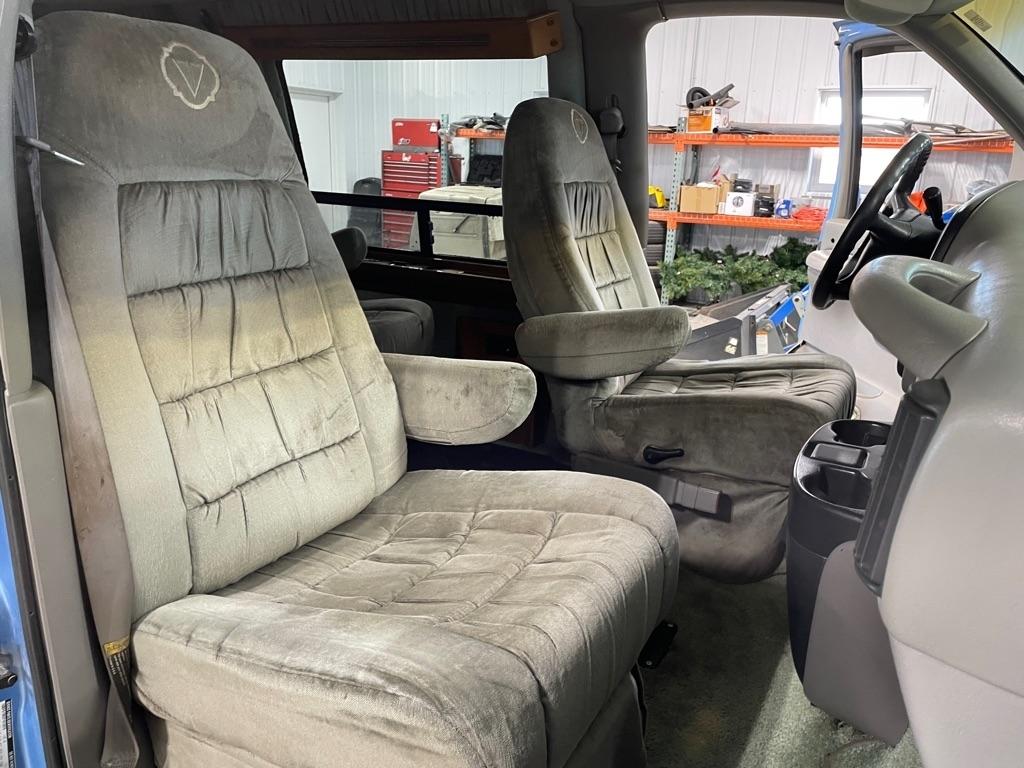 Chevrolet G-Series Van  1996