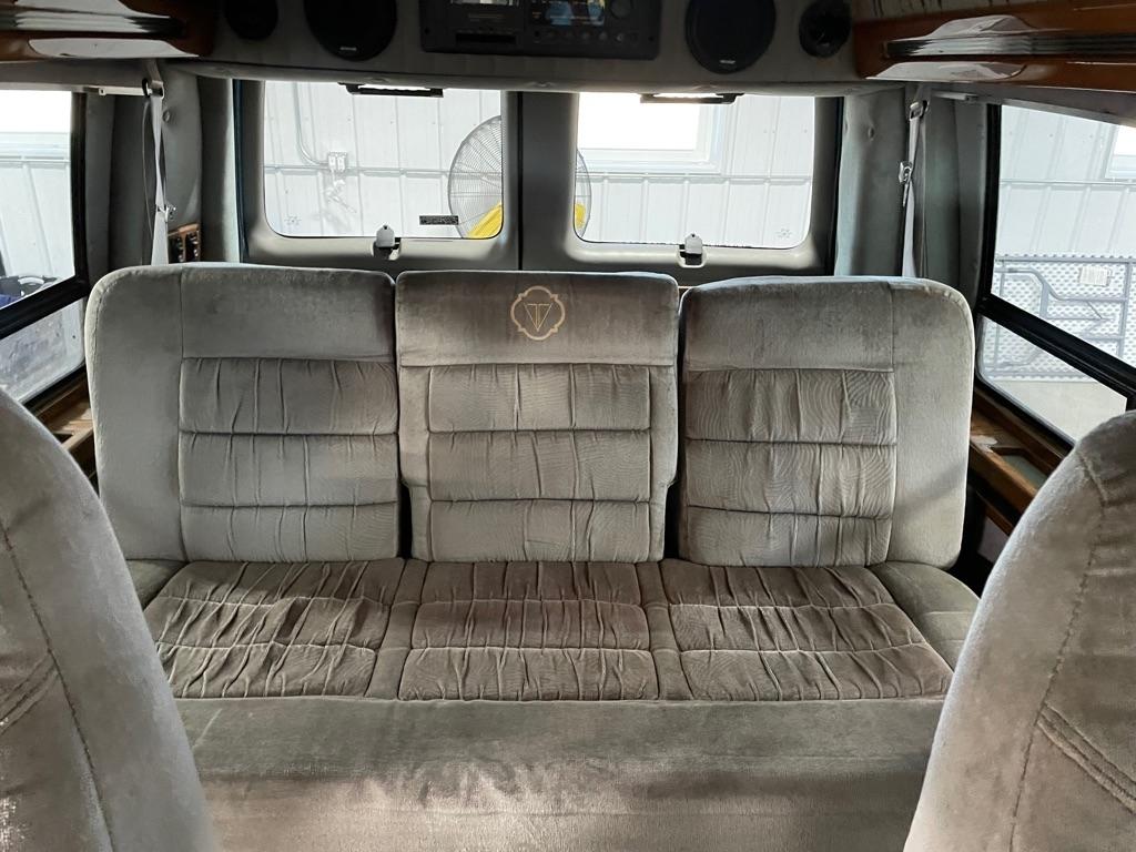 Chevrolet G-Series Van  1996