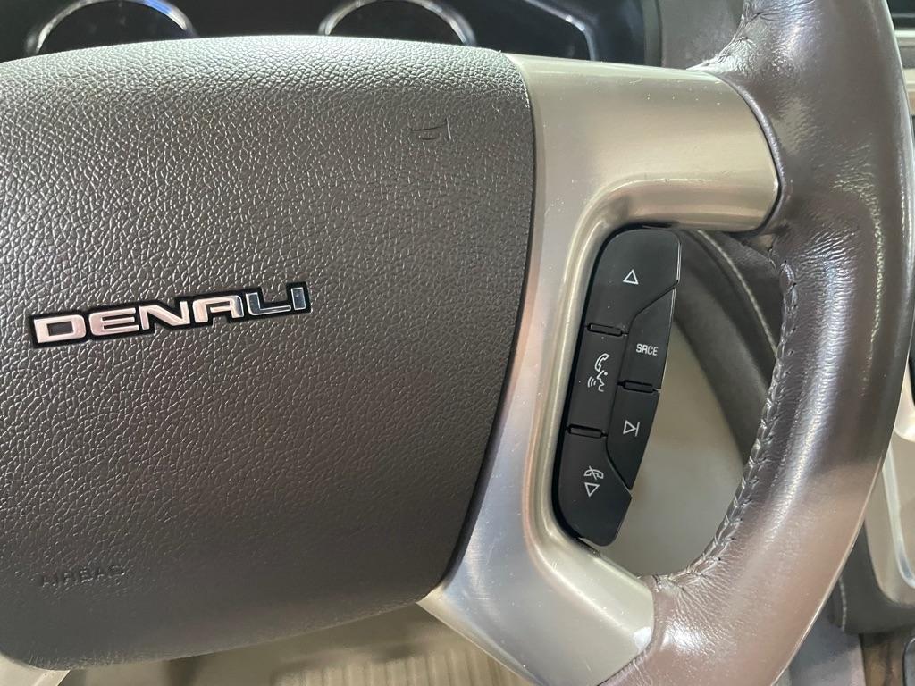GMC Acadia Denali 2015