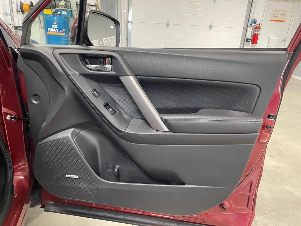 Subaru Forester 2.0XT Touring 2015