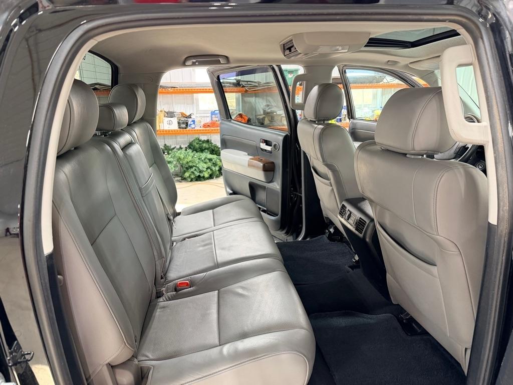 Toyota Tundra Platinum CrewMax 4WD 2012