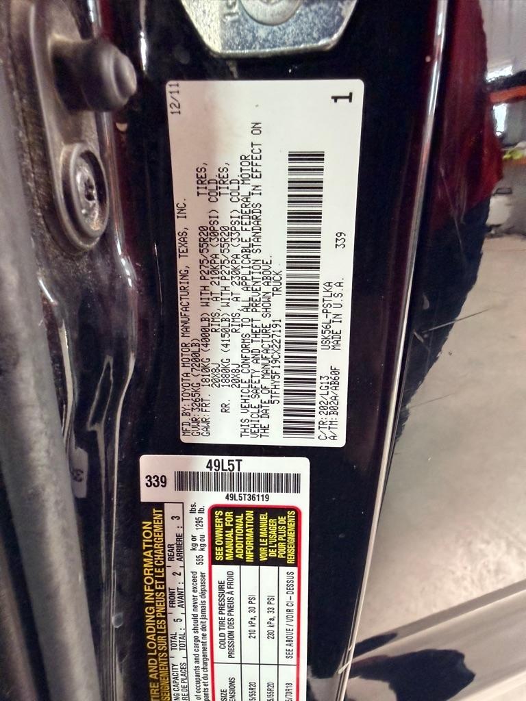 Toyota Tundra Platinum CrewMax 4WD 2012