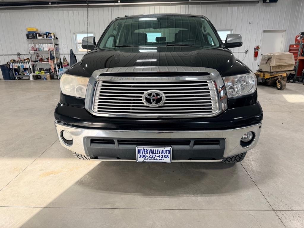 Toyota Tundra  2012
