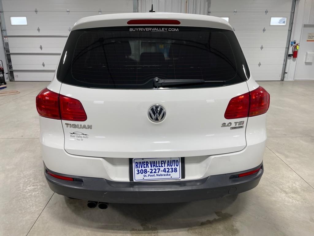 Volkswagen Tiguan  2012