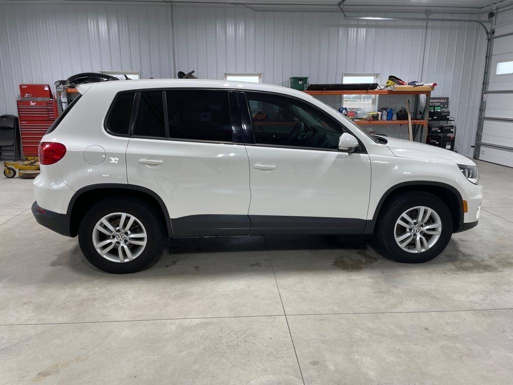 Volkswagen Tiguan  2012