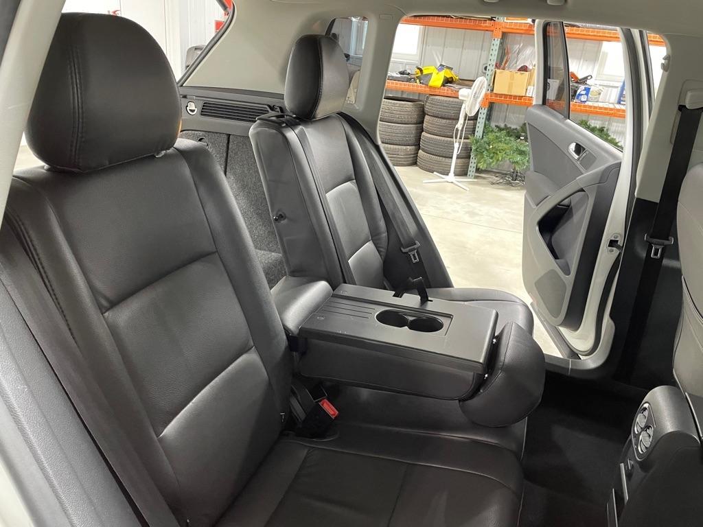 Volkswagen Tiguan  2012