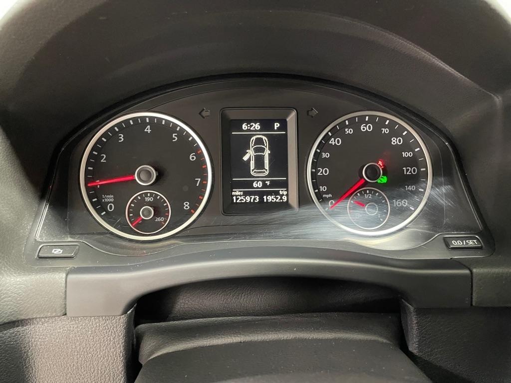 Volkswagen Tiguan  2012