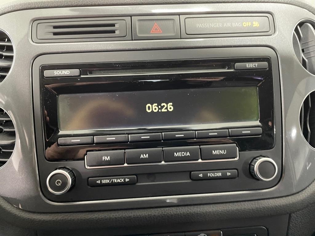 Volkswagen Tiguan  2012