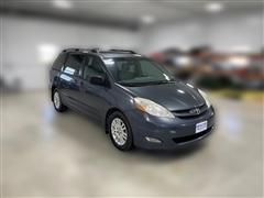2008 Toyota Sienna 