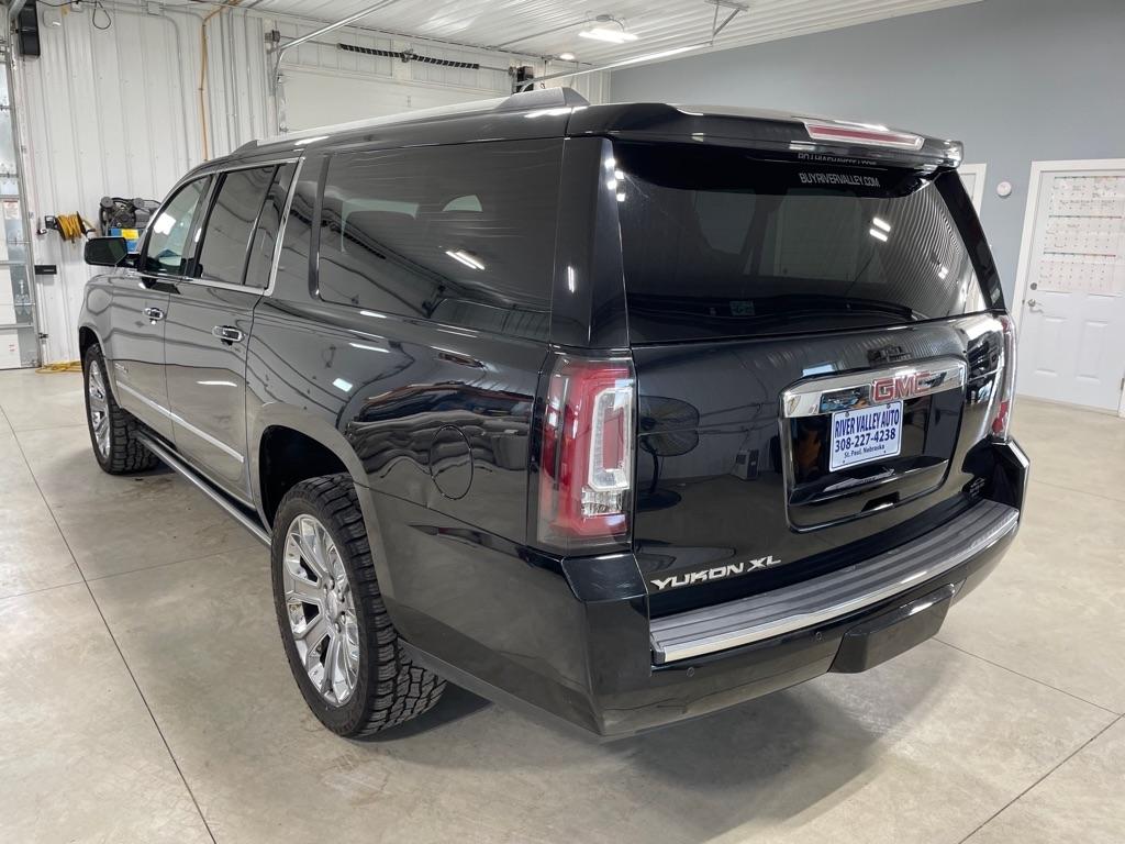 GMC Yukon Denali  2015