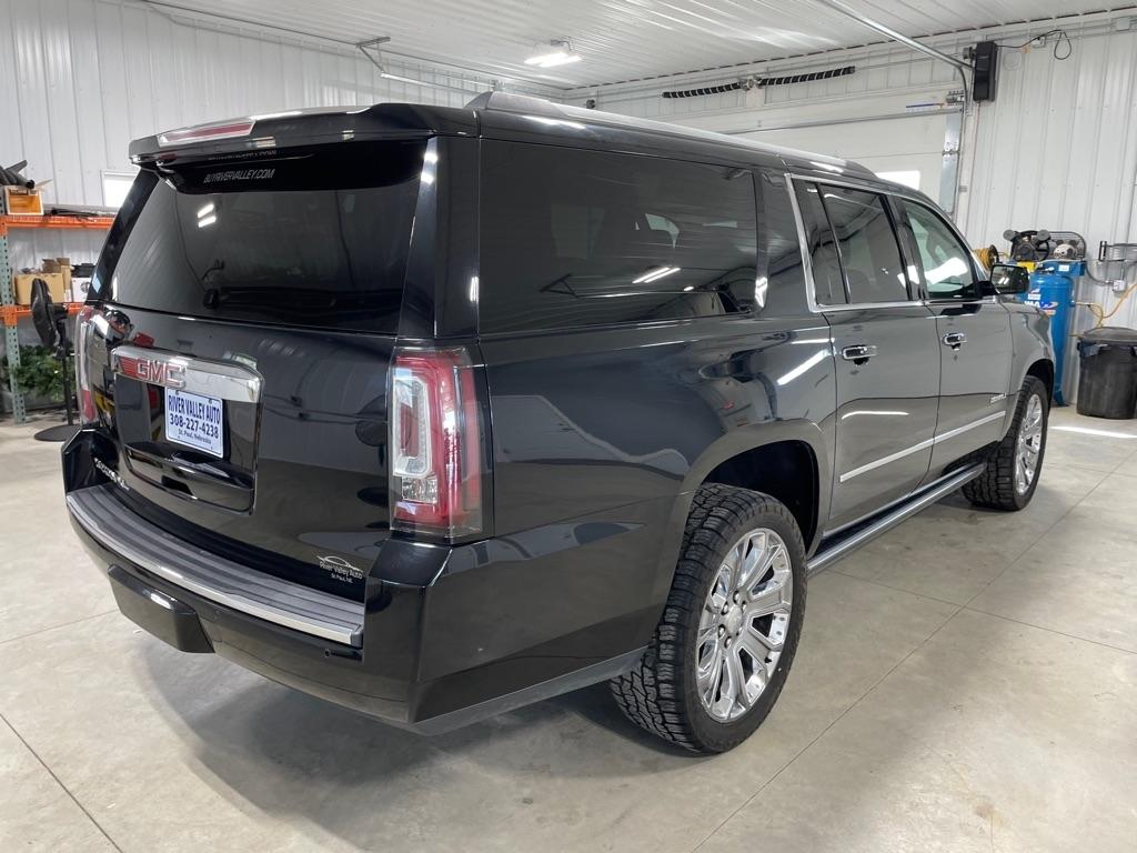 GMC Yukon Denali  2015
