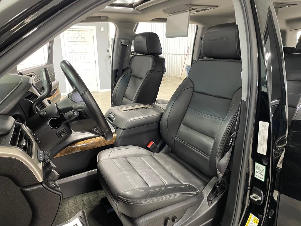 GMC Yukon Denali  2015