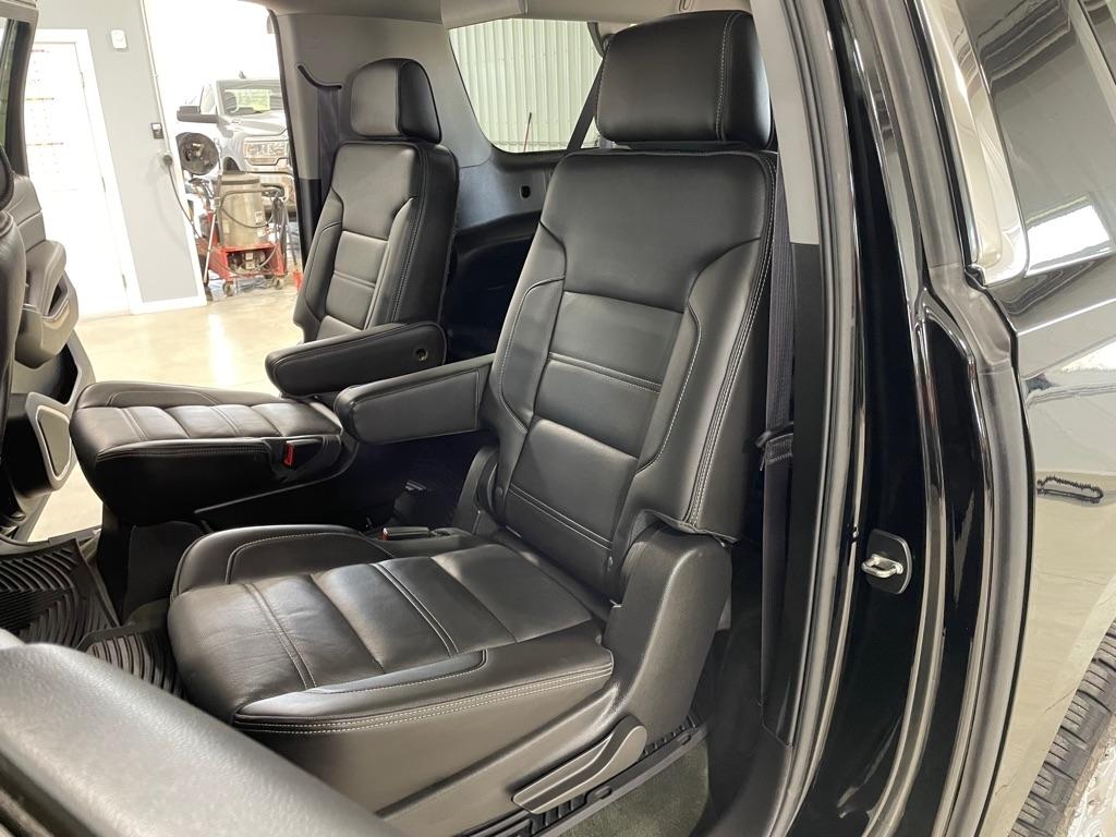 GMC Yukon Denali  2015