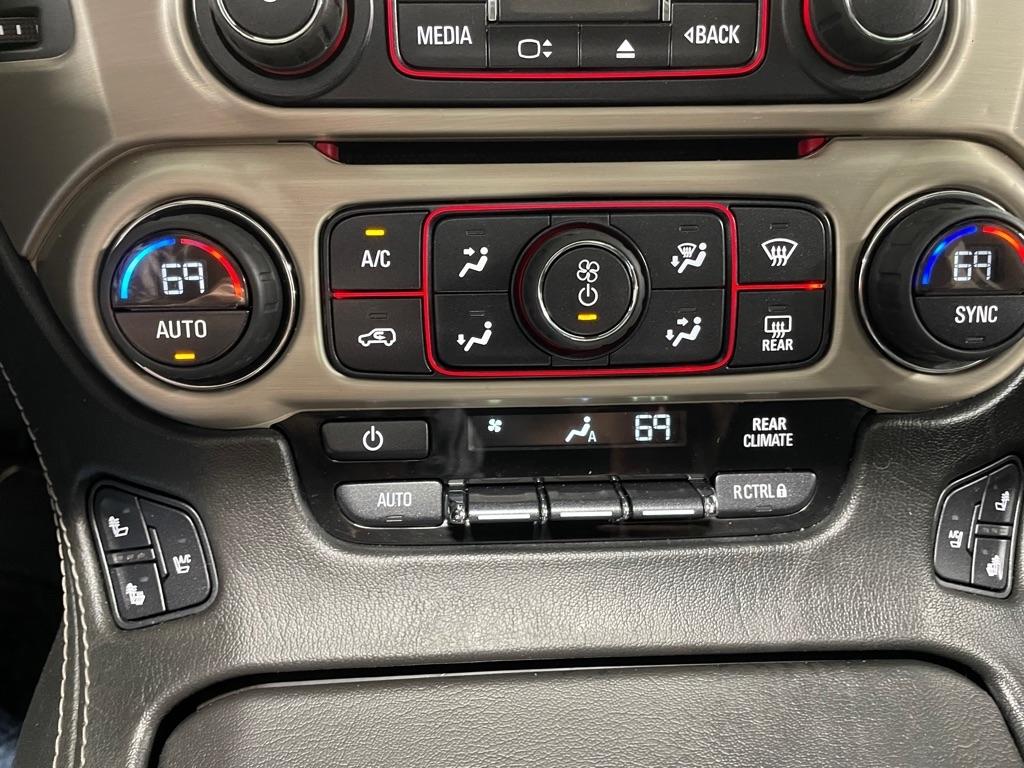 GMC Yukon Denali  2015