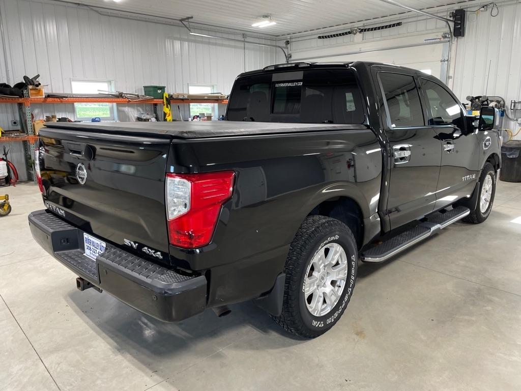 Nissan Titan  2017