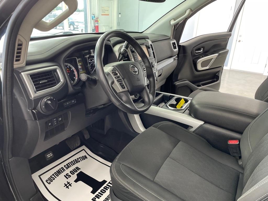 Nissan Titan  2017